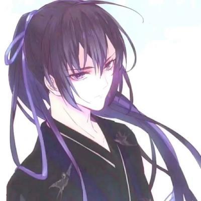 她在战争中出生 也在战争中死去